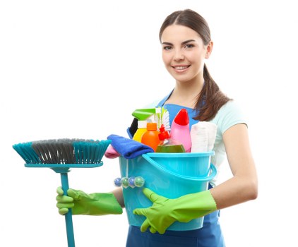 Detailed kitchen cleaning for a Ruislip rental property